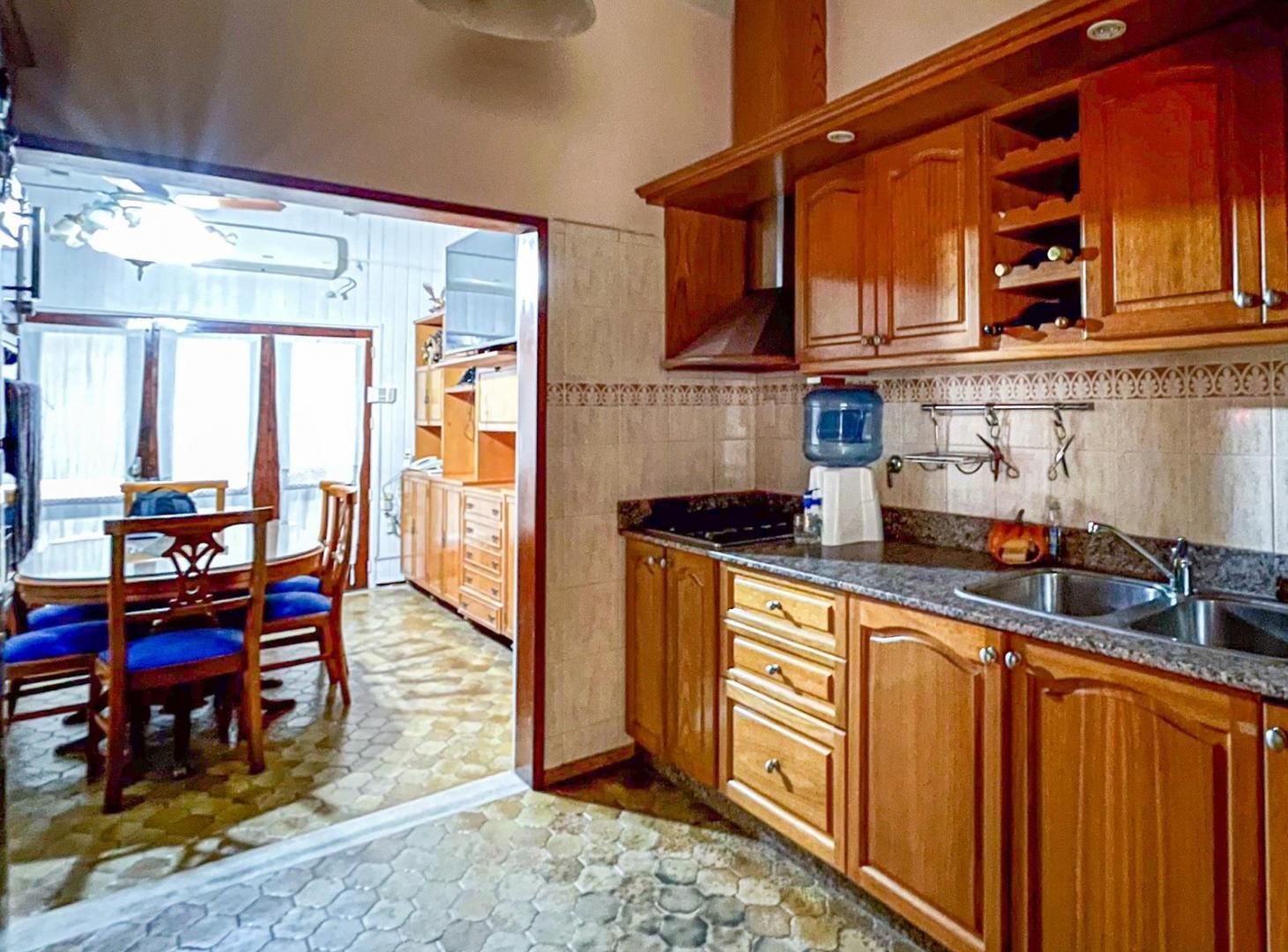 Foto de VENTA/ PERMUTA- Casa de 2 dormitorios, cochera y jardín -Cañada De Gómez, imagen 2