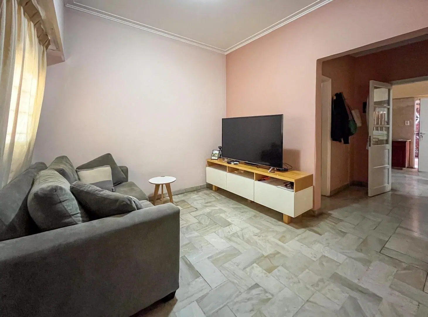 Casa 4 dormitorios con patio y parrillero en Luis Agote, Rosario. 3