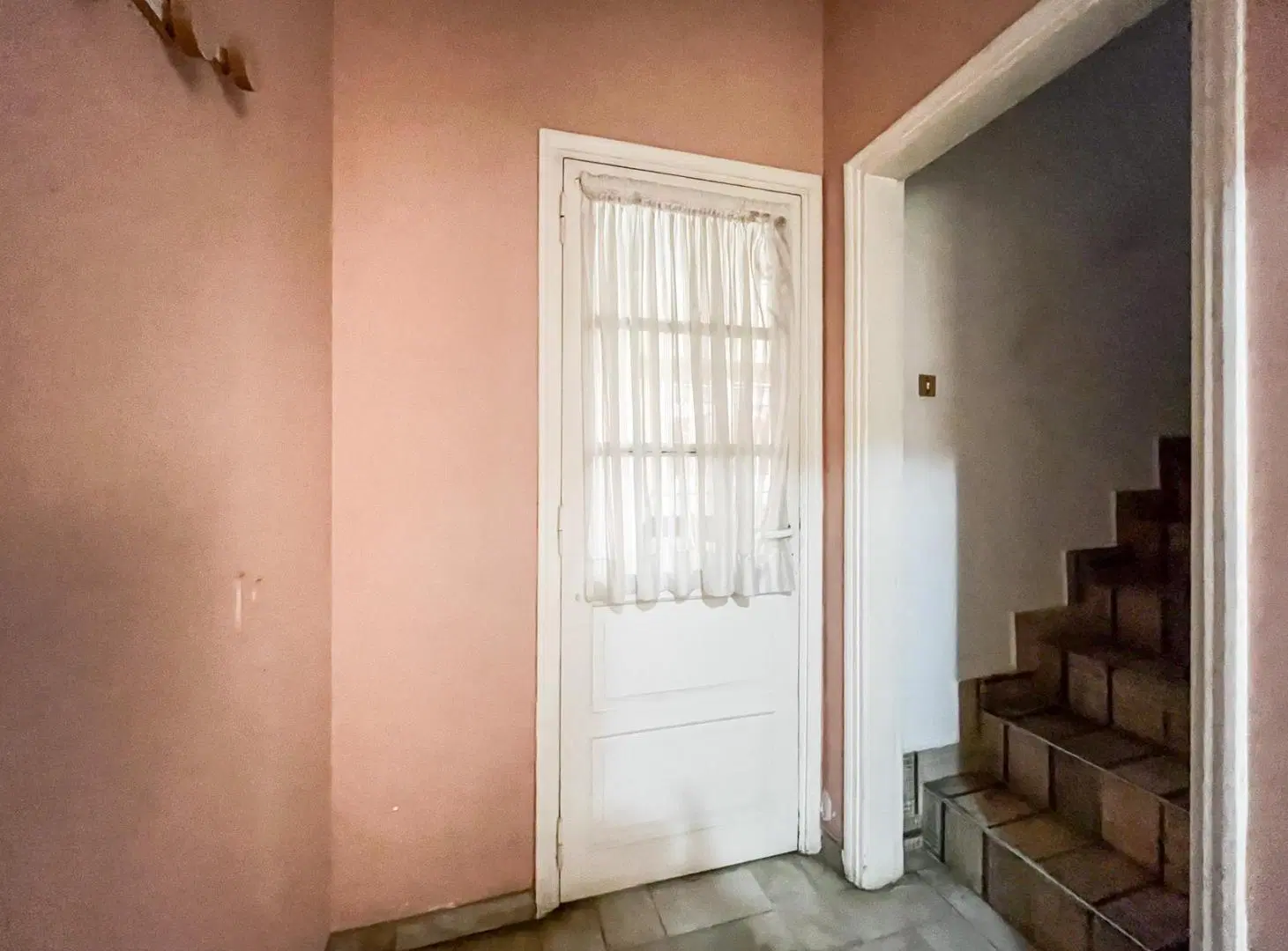 Casa 4 dormitorios con patio y parrillero en Luis Agote, Rosario. 1