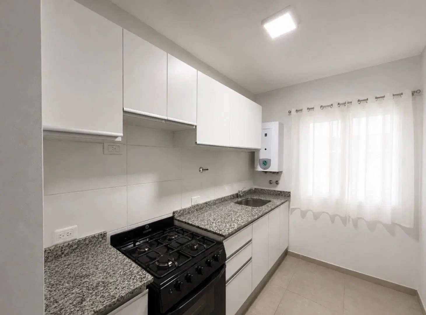 VENTA/ PERMUTA- Departamento de 1 dormitorio y balcón - Edificio DUET, Cañada De Gómez 5