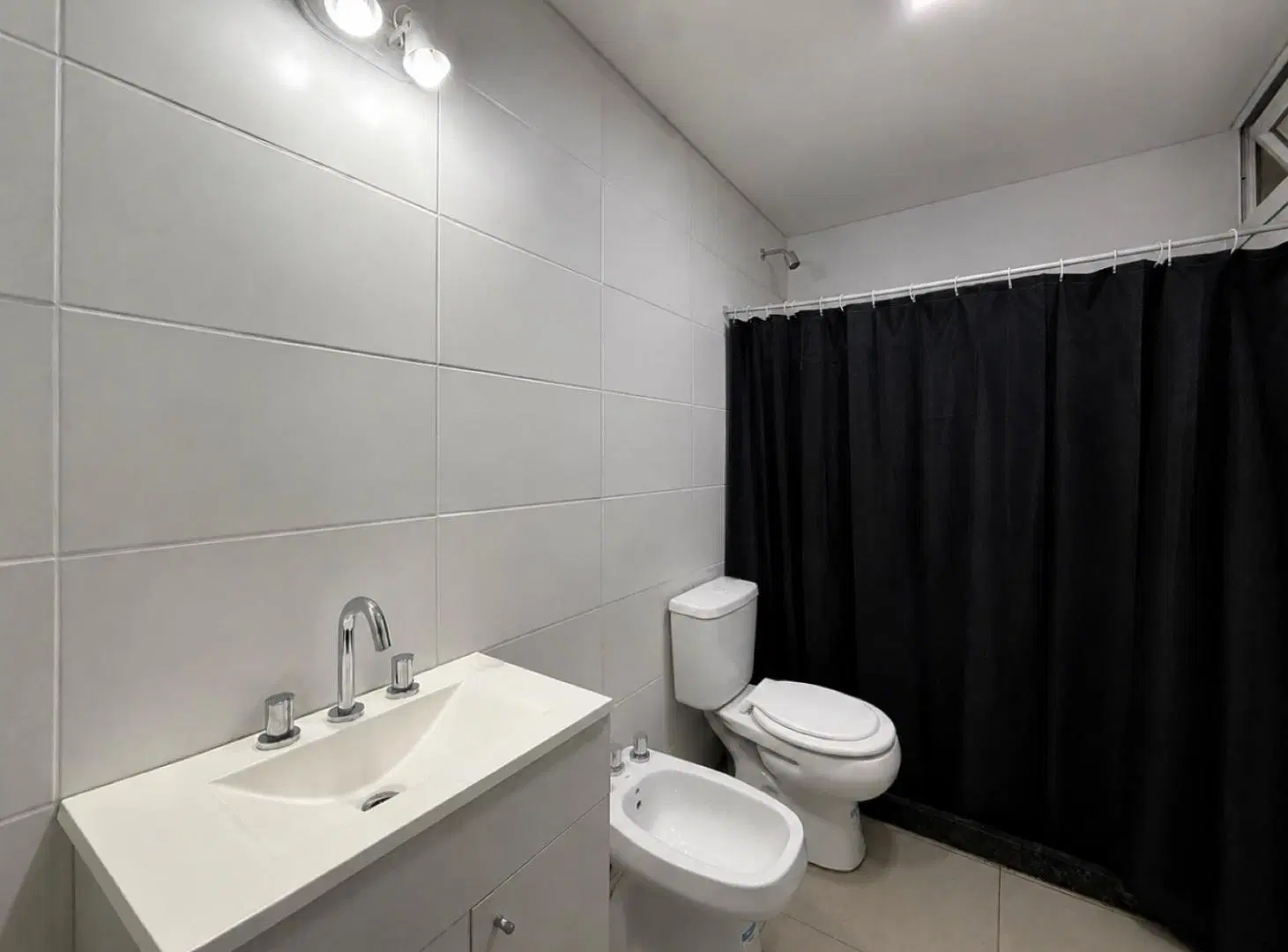 VENTA/ PERMUTA- Departamento de 1 dormitorio y balcón - Edificio DUET, Cañada De Gómez 3