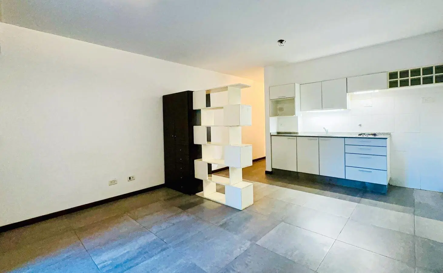 VENTA/PERMUTA - Departamento Monoambiente con Balcón al Frente - Centro, Rosario 4