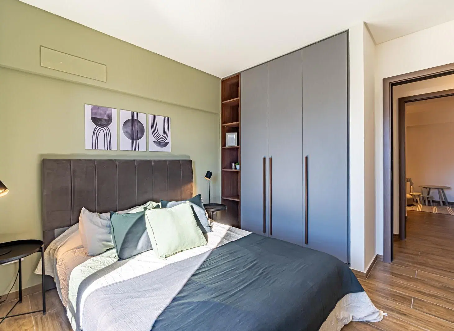 VENTA- Departamento de 3 dormitorios con balcón y parrilla, centro, Rosario. 3