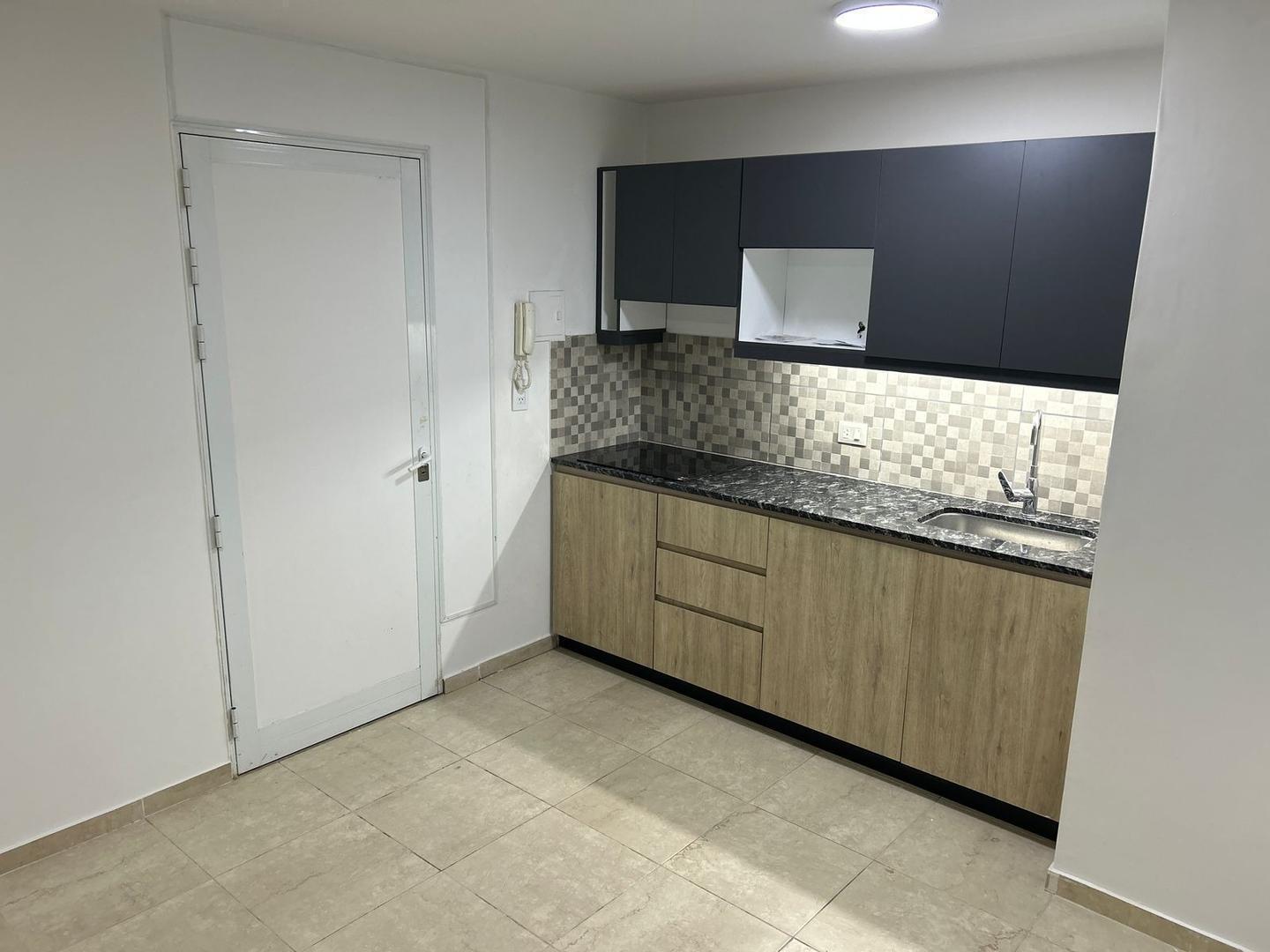 Foto de VENTA - Duplex de un dormitorio con patio - Lourdes, Rosario., imagen 5