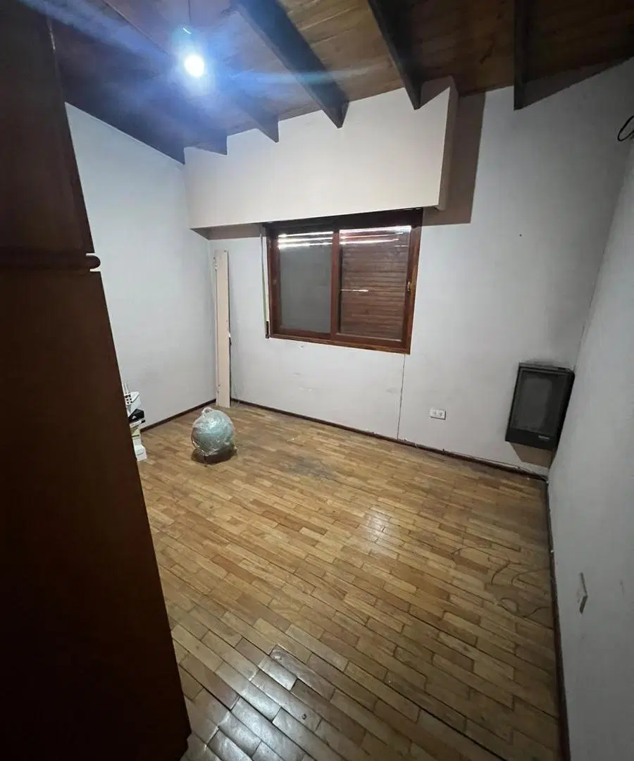 VENTA - Casa de 3 dormitorios con cochera, centro, Rosario.- 3