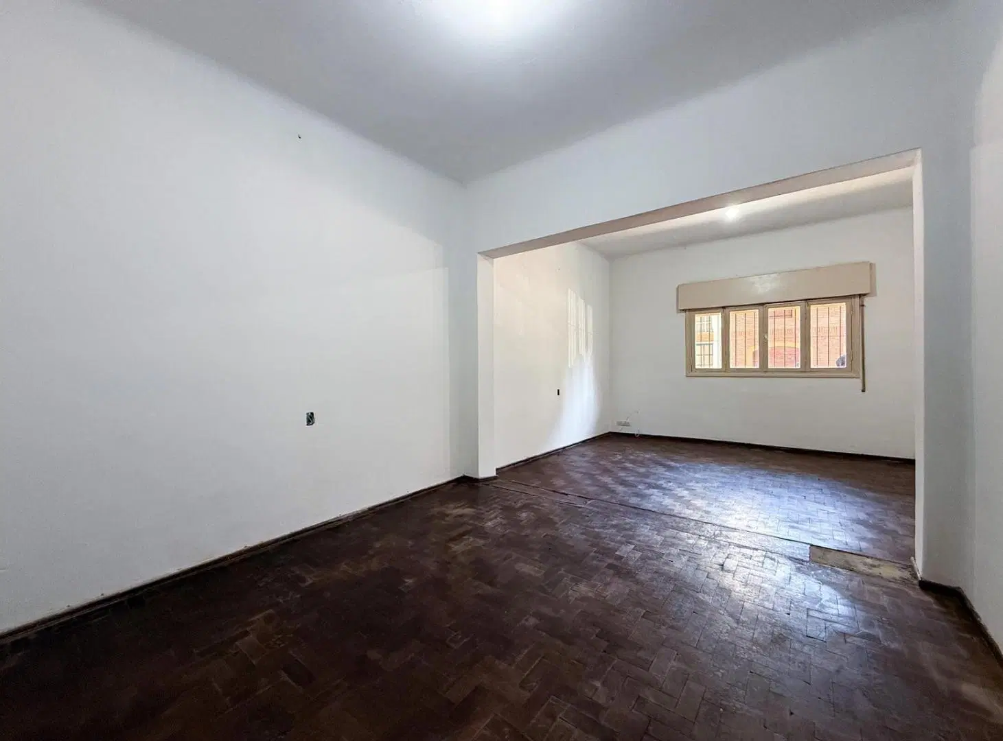 ALQUILER – Casa al frente de 1 dormitorio comodín | Zona Centro, Rosario. 1