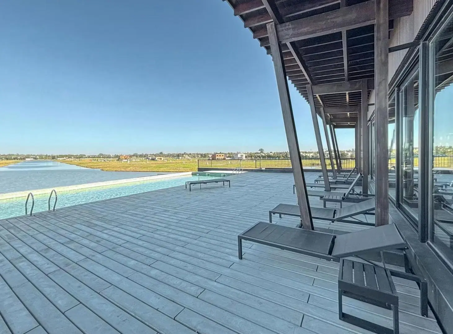 VENTA – Terreno en Barrio Privado Funes Lakes. 2