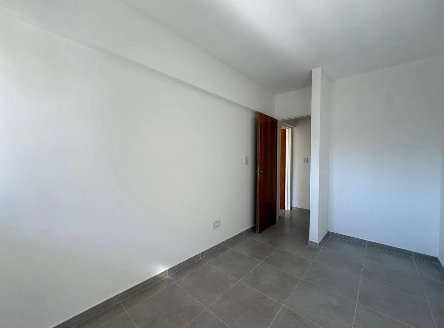 VENTA - Departamento de 3 dormitorios con balcón al frente - Centro, Rosario. 5