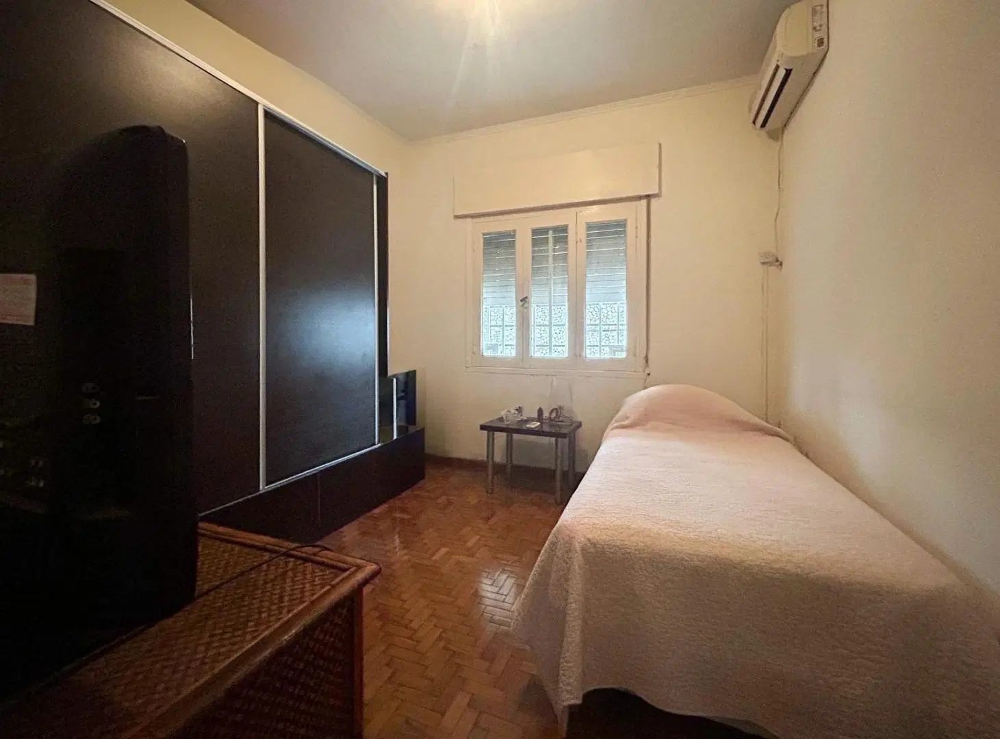 VENTA - Casa de 3 dormitorios, patio y cochera Barrio Roque Saenz Peña - Rosario. 8