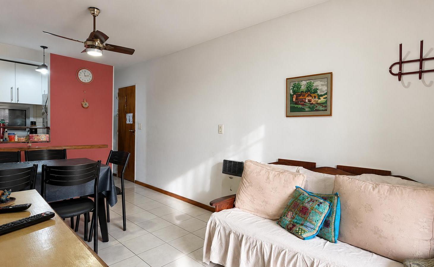 Foto de VENTA - Departamento 1 dormitorio al frente. Echesortu, imagen 5