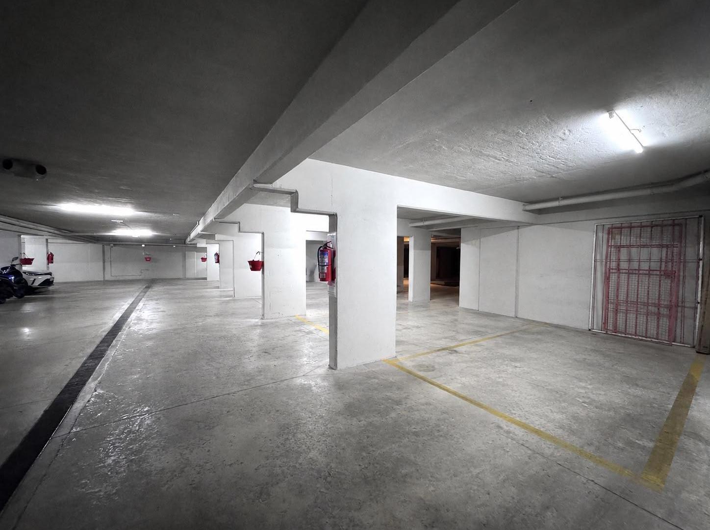 Foto de Venta cochera. Centro rio, imagen 2