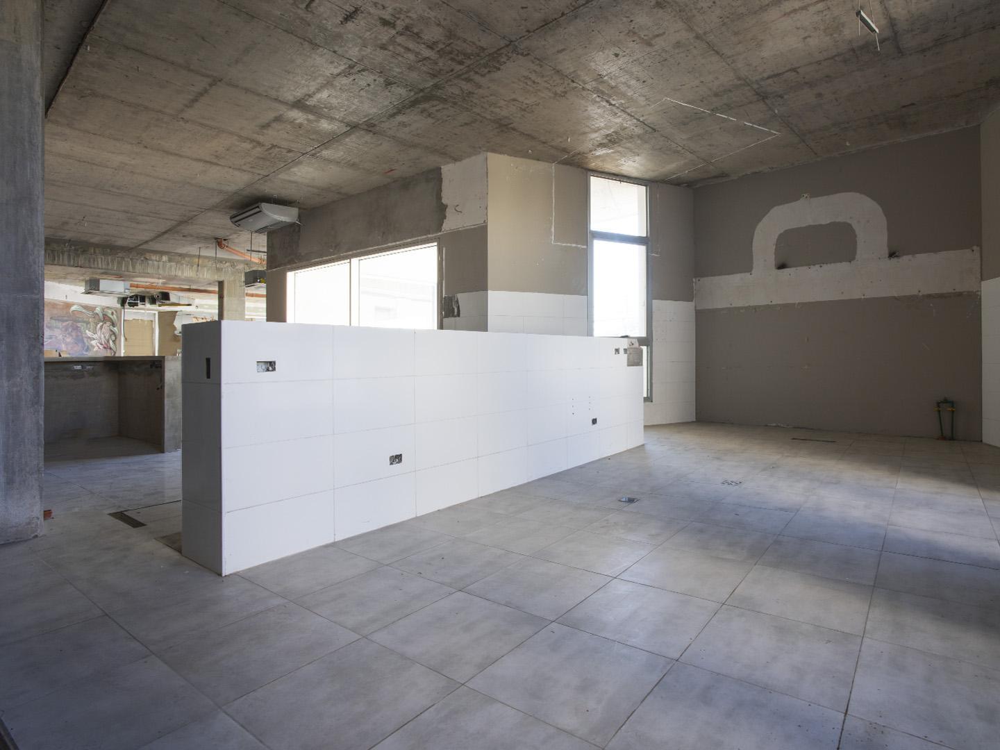 Foto de VENTA Local / Oficina comercial de 340m2 con vista al rio , Puerto Norte, imagen 3