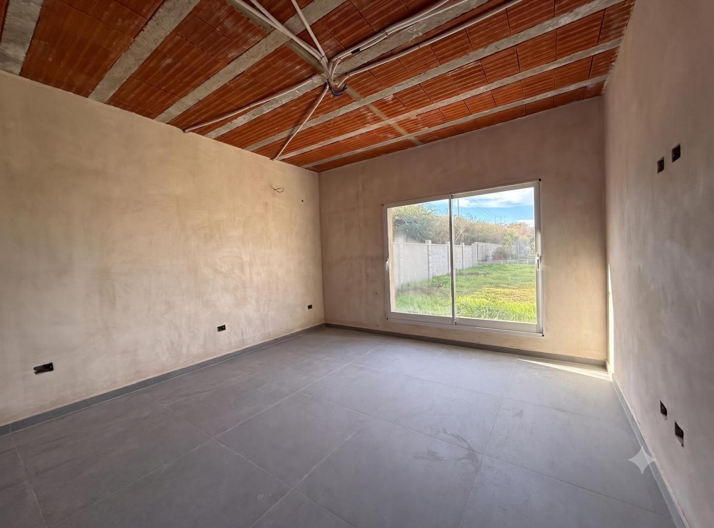 Foto de VENTA/PERMUTA: Casa de 2 dormitorios con Patio y Cochera en, imagen 1