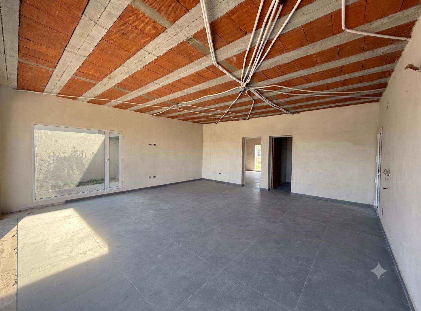 Foto de VENTA/PERMUTA: Casa de 2 dormitorios con Patio y Cochera en, imagen 3