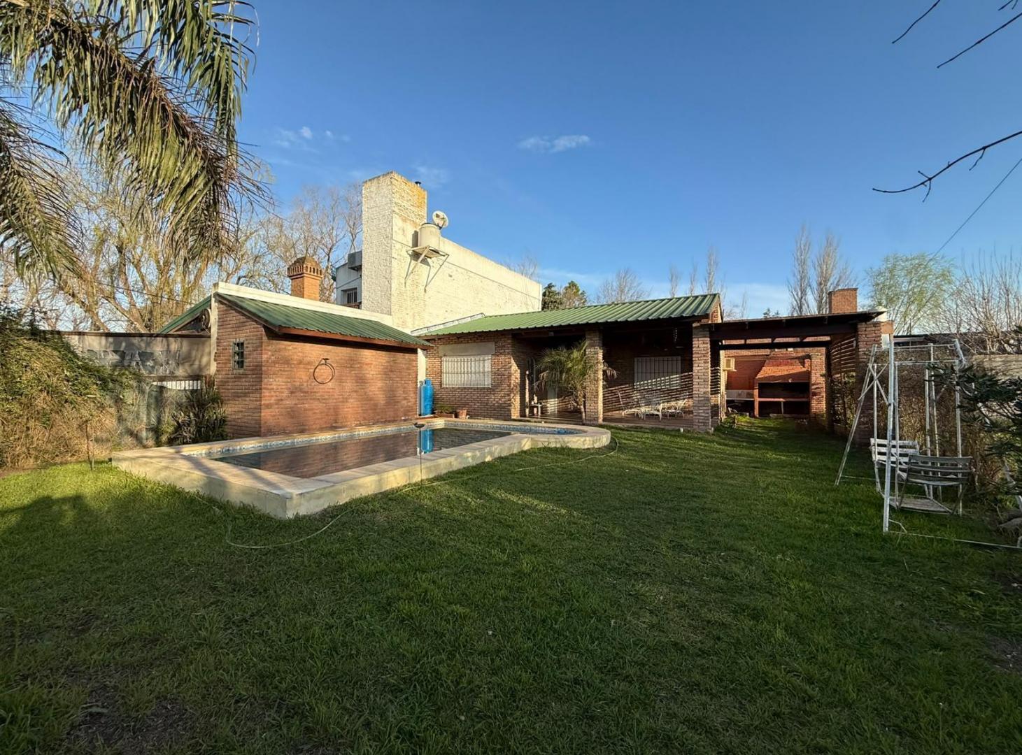 Foto de VENTA - Casa de un dormitorio, patio y pileta - Funes., imagen 3