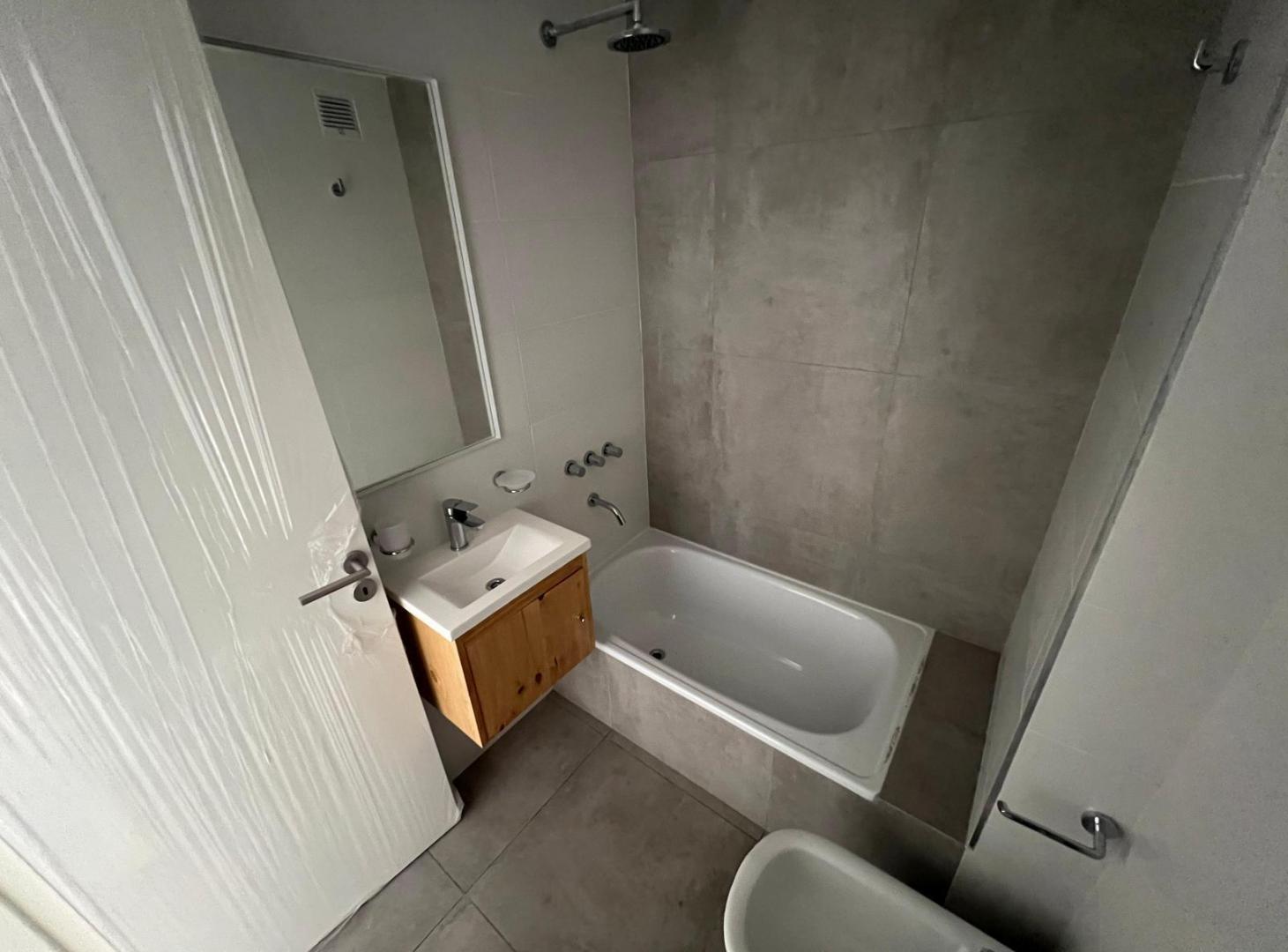 Foto de VENTA DEPARTAMENTO 1 DORMITORIO C/COMODIN AMENITIES CENTRO RIO ROSARIO, imagen 4