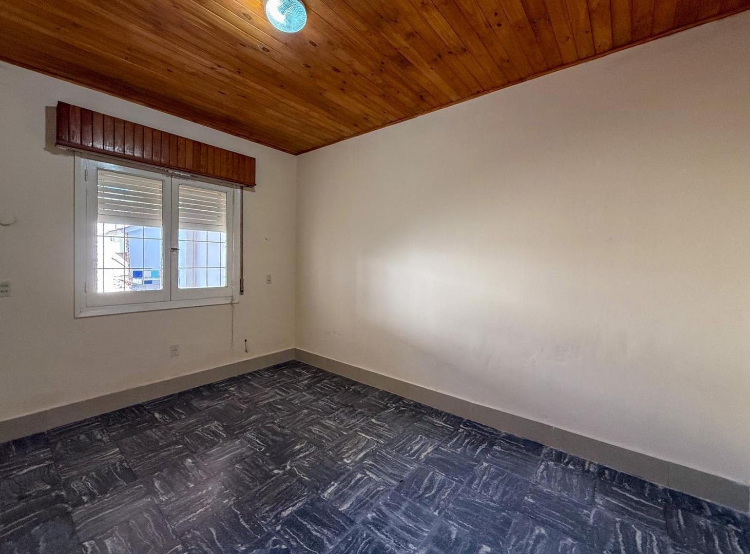 Foto de VENTA/PERMUTA: Casa de 3 Dormitorios con Patio. Cañada de Gómez., imagen 5