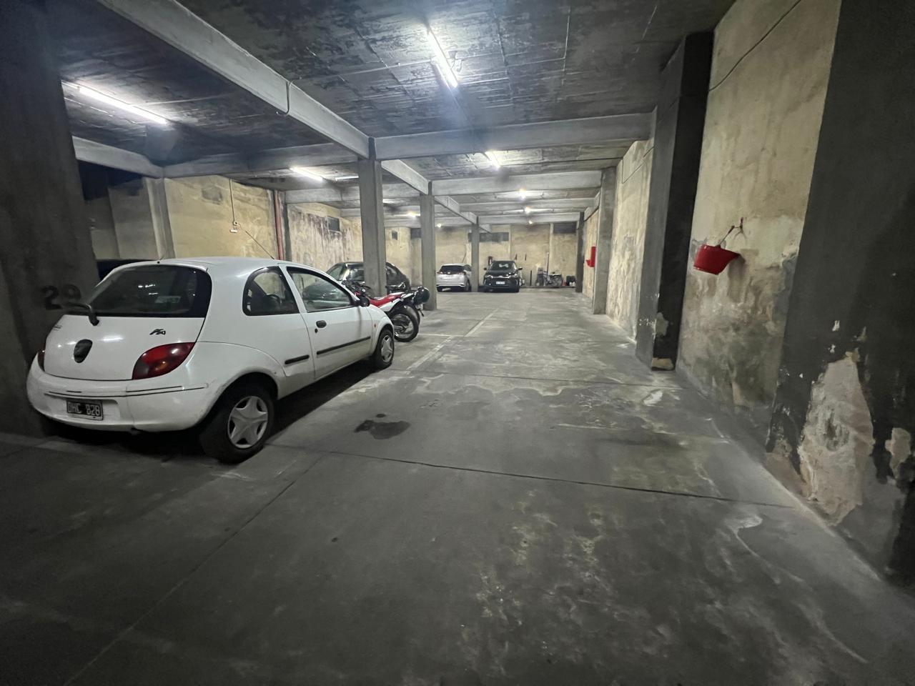 Foto de VENTA – Cochera, barrio Martin, Rosario., imagen 2