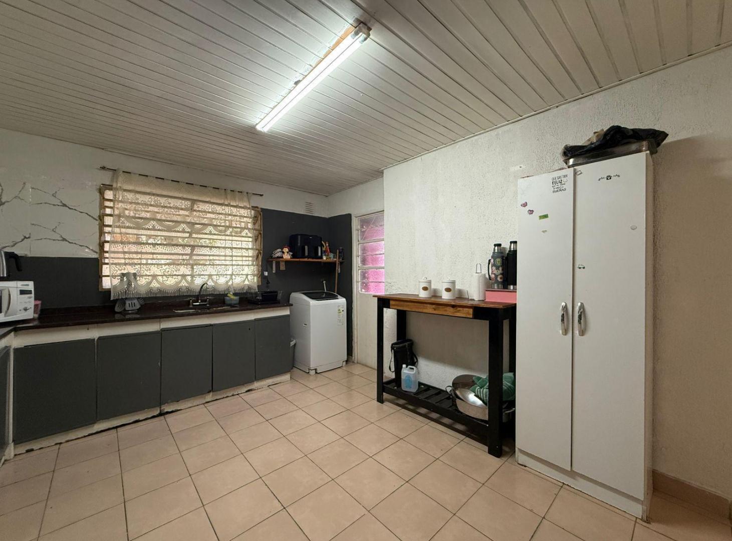 Foto de VENTA - Casa de pasillo única de tres dormitorios con patio - Alberdi, imagen 4
