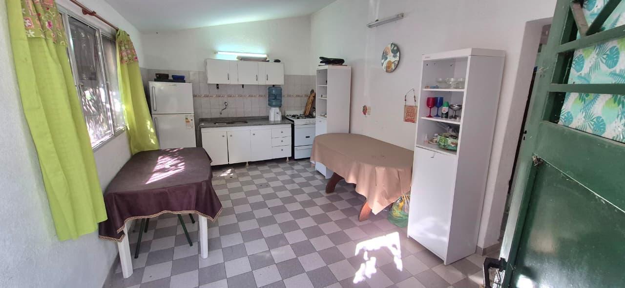 Foto de VENTA - Casa de un dormitorio con jardin y pileta - Funes., imagen 1