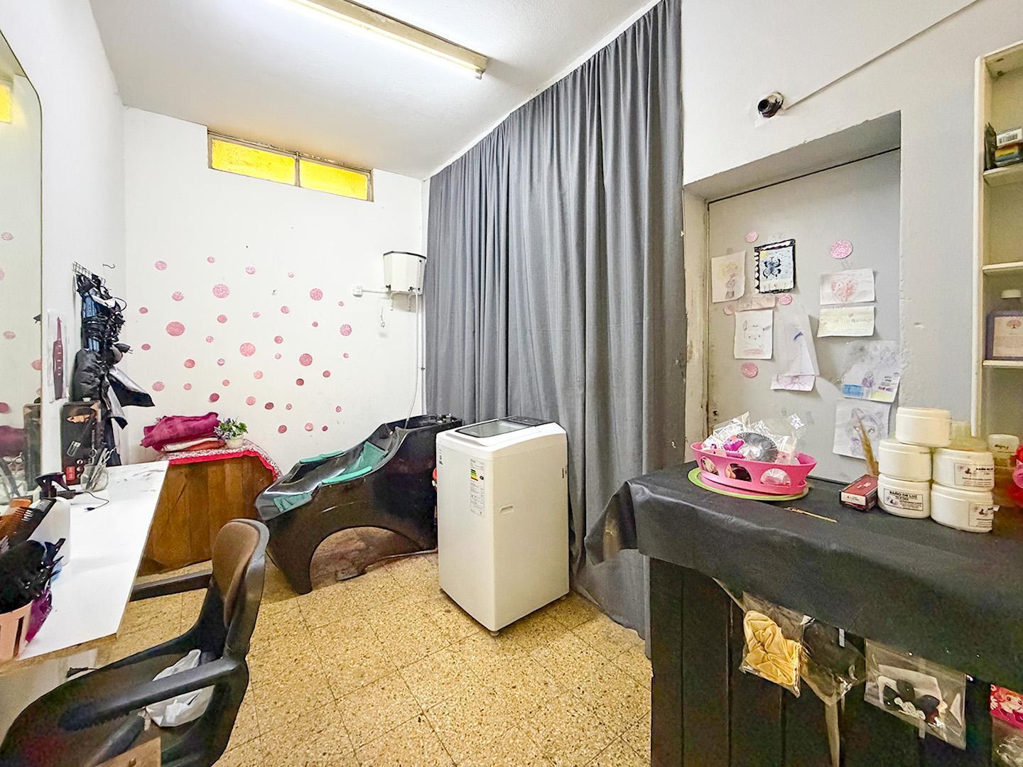 VENTA / PERMUTA Casa 3 dormitorios y local comercial al frente, Barrio Belgrano, Rosario