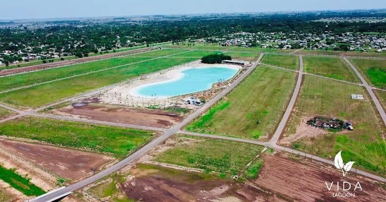 Foto de VENTA / PERMUTA: Terreno en Vida Crystal Lagoon, imagen 1