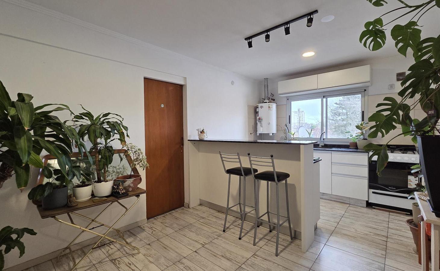 Foto de VENTA/PERMUTA - Dúplex de un dormitorio con terraza exclusiva - Cañada, imagen 2