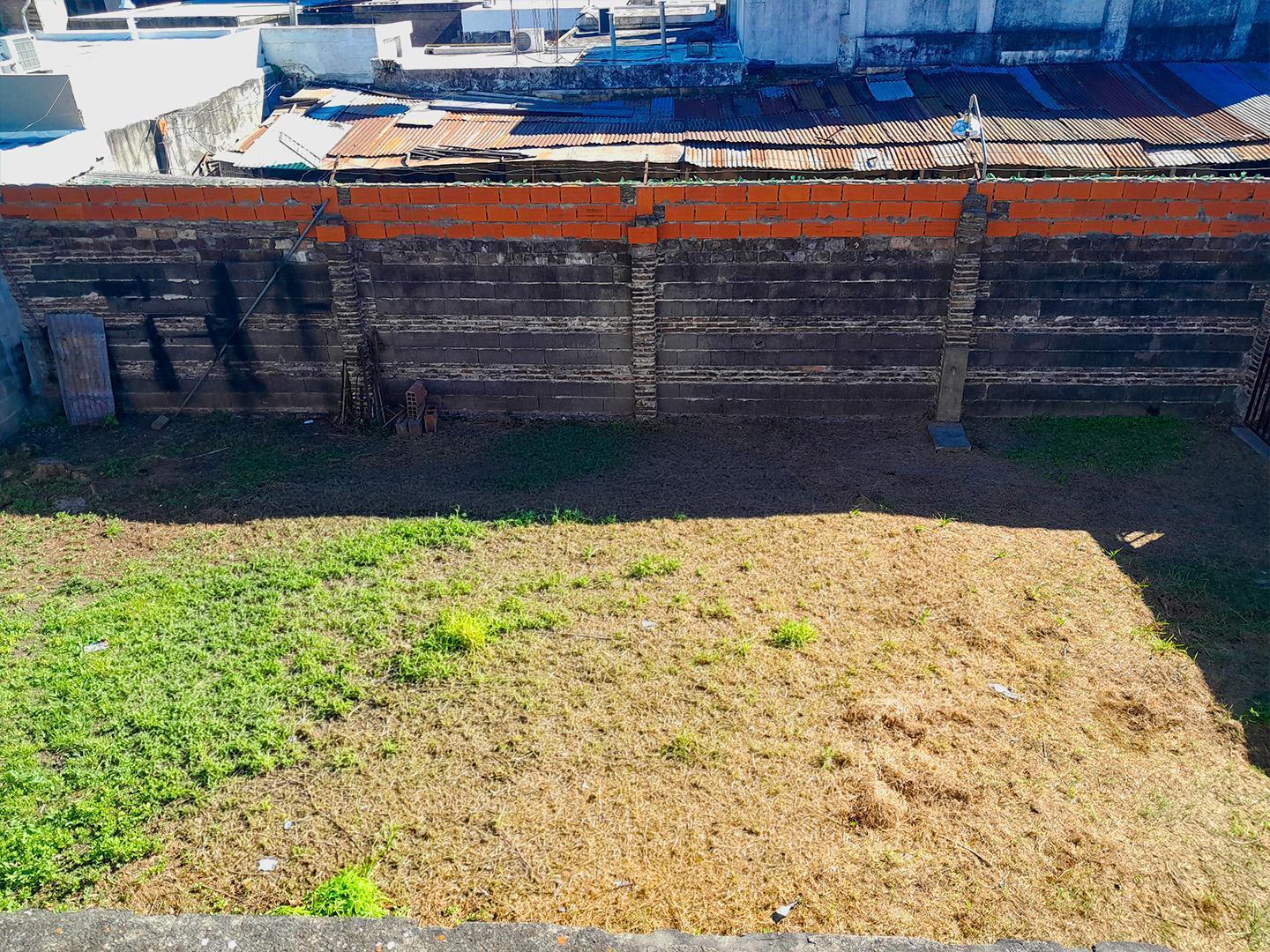 Foto de VENTA / PERMUTA : Terreno interno de 10 x 15 en pleno Barrio Belgrano, imagen 3