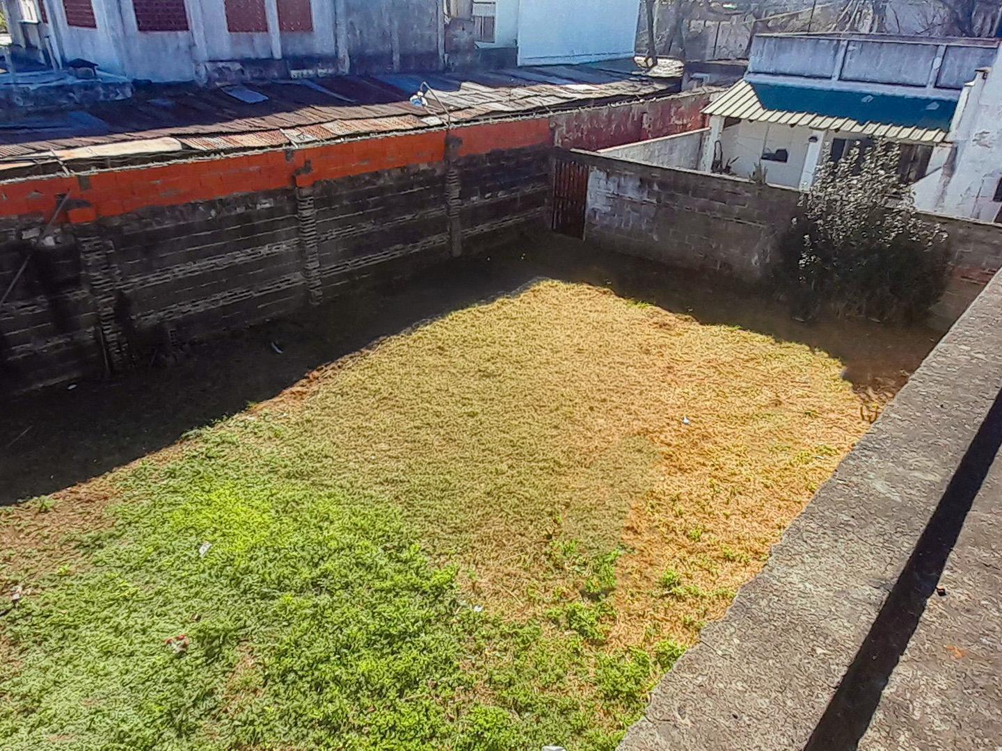 Foto de VENTA / PERMUTA : Terreno interno de 10 x 15 en pleno Barrio Belgrano, imagen 2