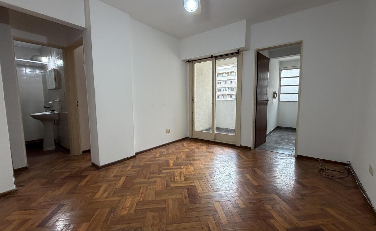 Foto de VENTA/PERMUTA - Departamento 1 dormitorio. Barrio Martin. Rosario, imagen 5