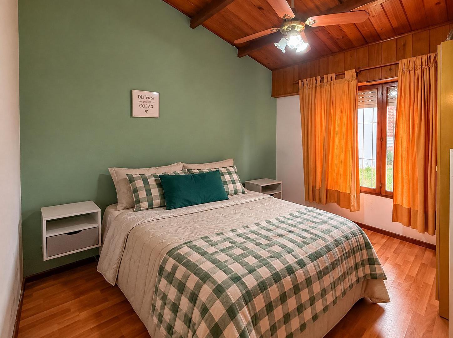 Foto de VENTA/ PERMUTA- Casa de 2 dormitorios, jardín y cochera- Cañada de Gómez, imagen 3