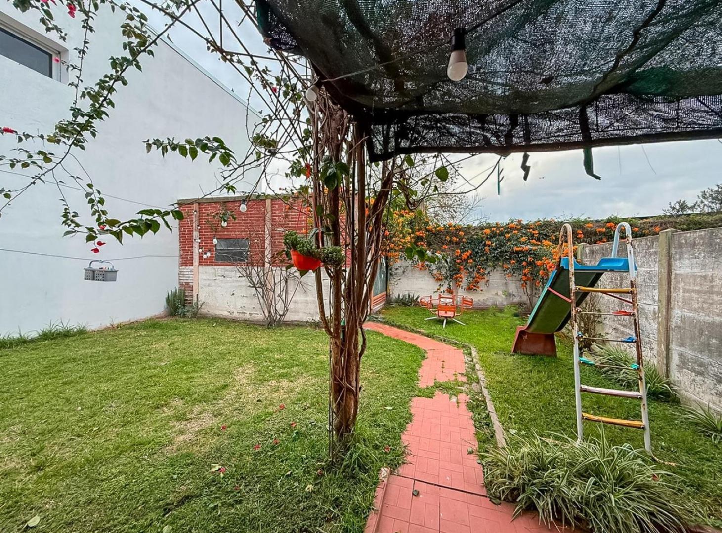 Foto de VENTA/ PERMUTA- Casa de 2 dormitorios, jardín y cochera- Cañada de Gómez, imagen 5