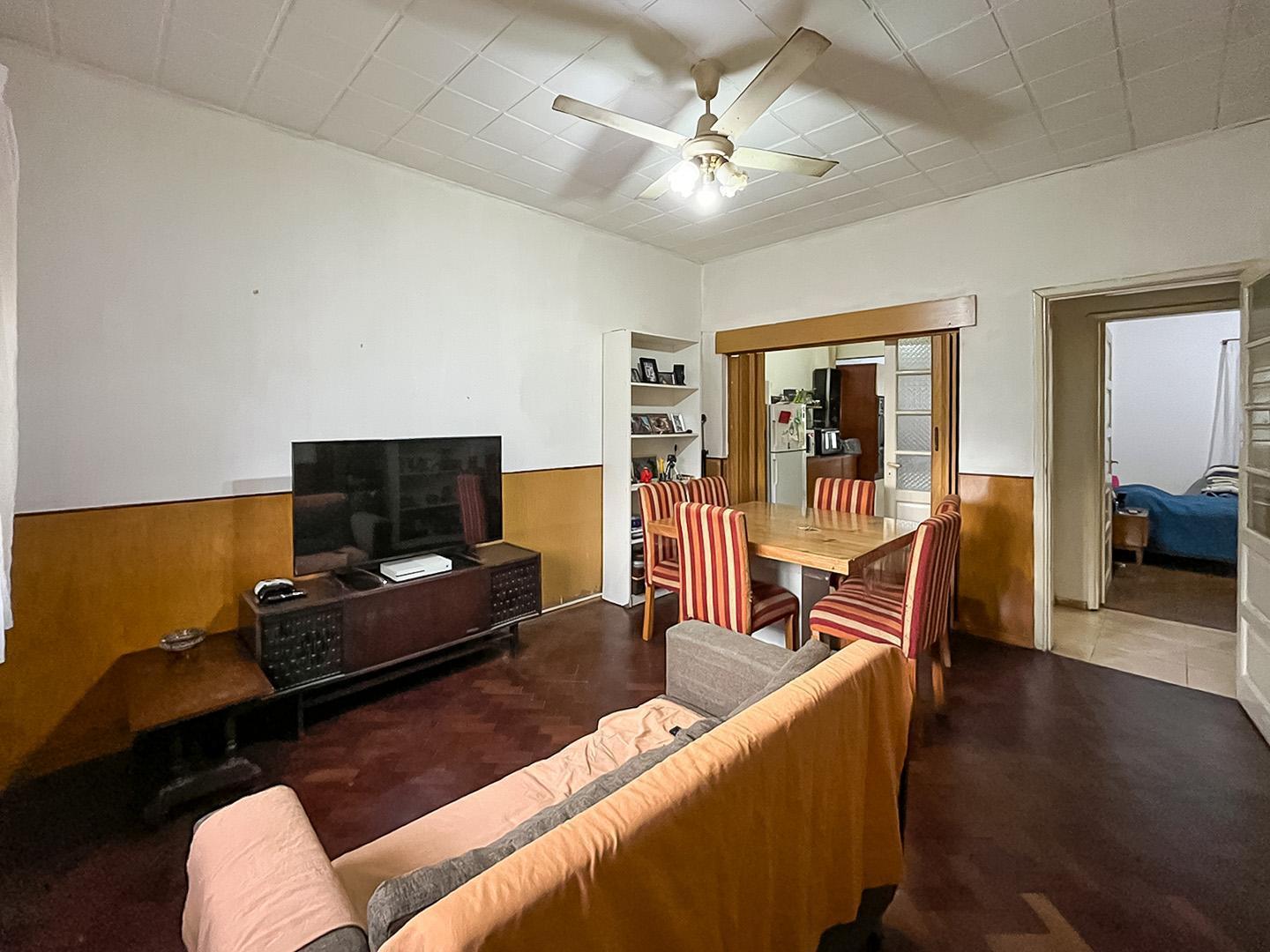 Foto de VENTA/ PERMUTA Casa de 2 dormitorios en Zona sur, Rosario., imagen 4