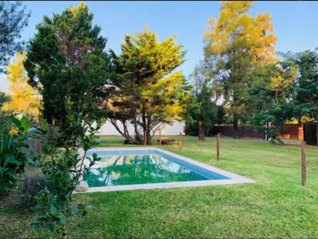 Foto de VENTA - Terreno con pileta - Barrio Campos de Ibarlucea -, imagen 5