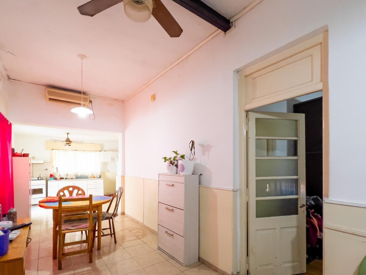 Foto de VENTA/PERMUTA. Casa de dos dormitorios y patio, APTA CRÉDITO, en Cañada, imagen 2
