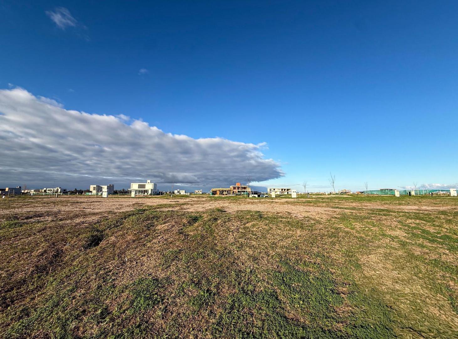 Foto de VENTA – Terreno en Barrio Privado Funes Lakes., imagen 2