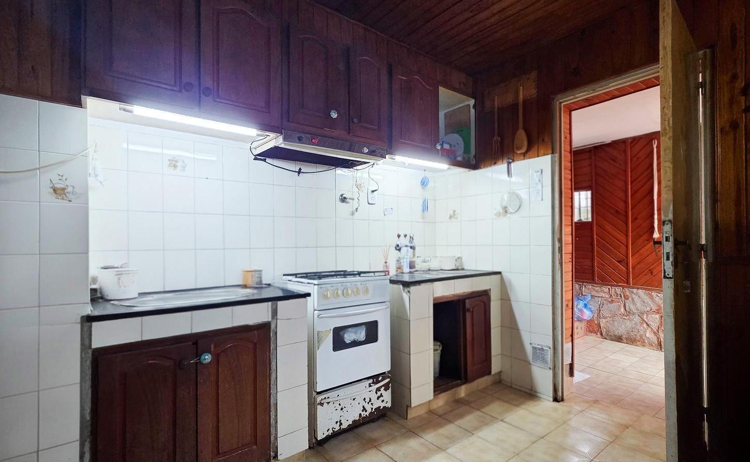 Foto de VENTA/PERMUTA - Casa de 2 dormitorios, cochera, galpon y patio - Cañada, imagen 4