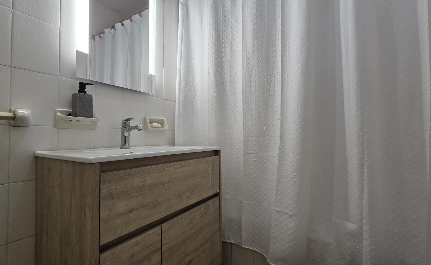 Foto de VENTA/PERMUTA - Casa en planta alta de dos dormitorios y terraza, imagen 4