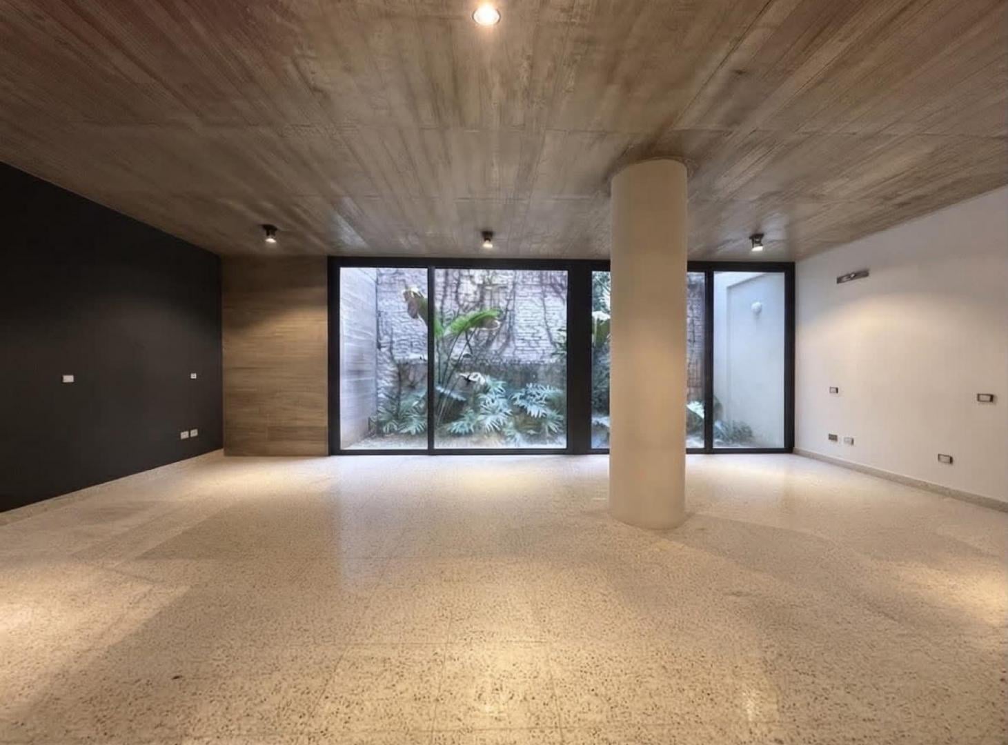 Foto de VENTA Oficina con patio en planta baja, Barrio Pichincha, Rosario.-, imagen 1