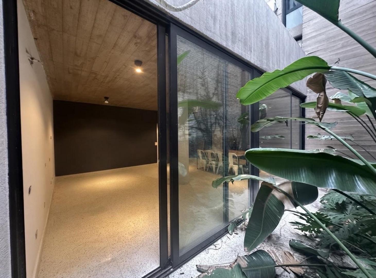 Foto de VENTA Oficina con patio en planta baja, Barrio Pichincha, Rosario.-, imagen 3