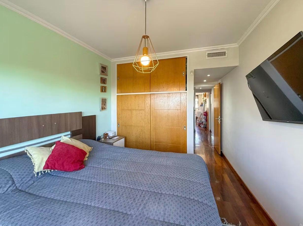 Foto de VENTA - Departamento 3 dormitorios con vista al rio , Barrio Martin, imagen 2