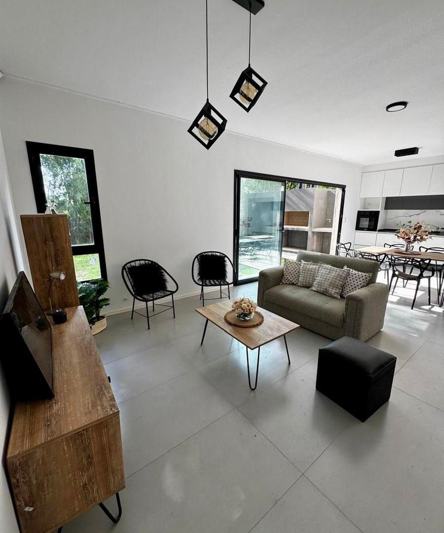 Foto de Venta / Permuta - Casa a estrenar de 2 dormitorios - Funes, Santa Fe., imagen 4
