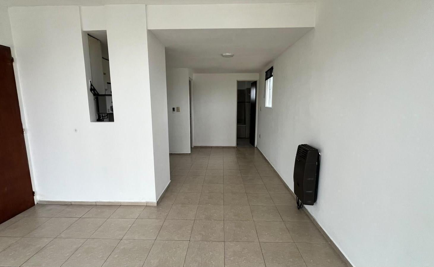 Foto de VENTA - Departamento de 1 dormitorio con balcón al frente - Echesortu, imagen 4
