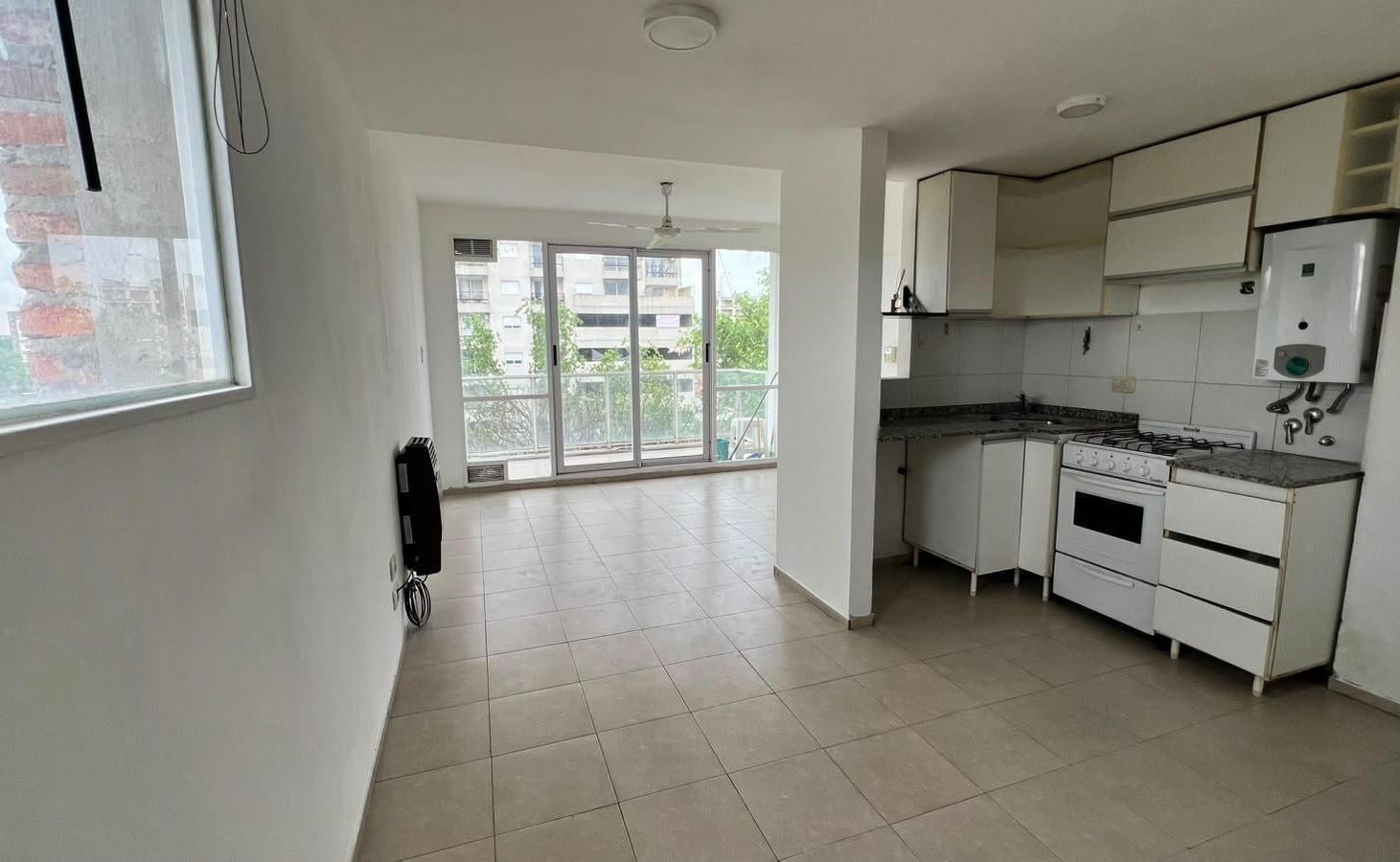 Foto de VENTA - Departamento de 1 dormitorio con balcón al frente - Echesortu, imagen 1