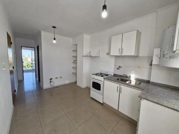 Foto de ALQUILER - Departamento de un dormitorio, Luis Agote, Rosario.-, imagen 3