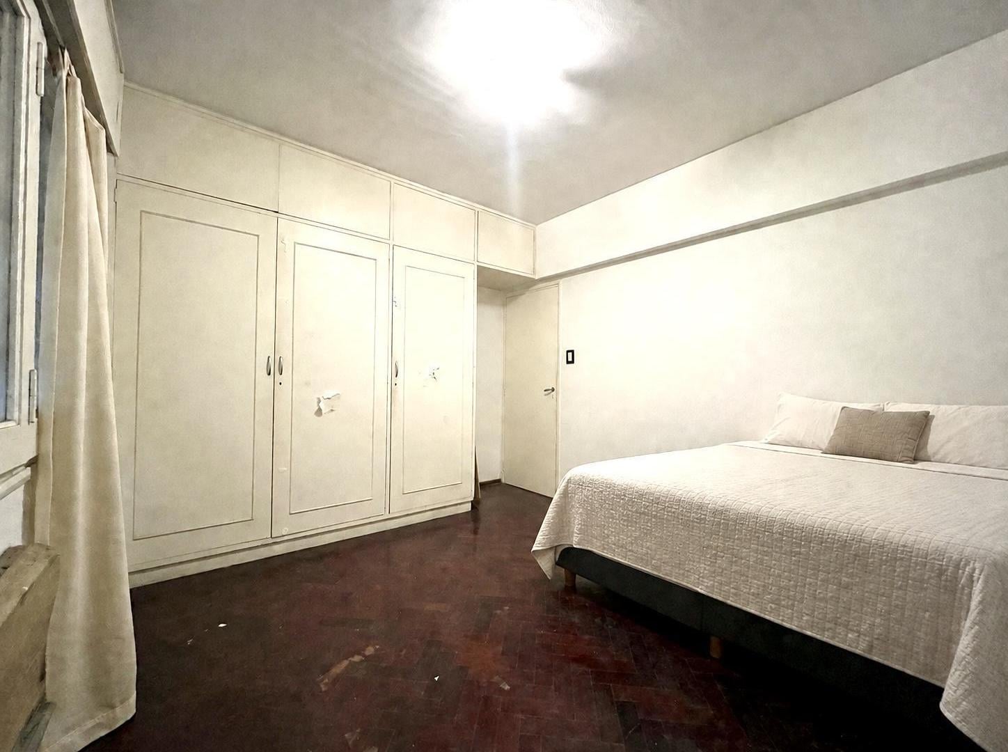 Foto de VENTA/PERMUTA: Departamento semipiso de 2 Dormitorios con Balcón, imagen 3