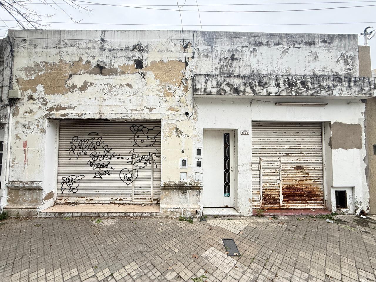 Foto de VENTA - Casa al frente a reciclar - Echesortu, Rosario., imagen 1