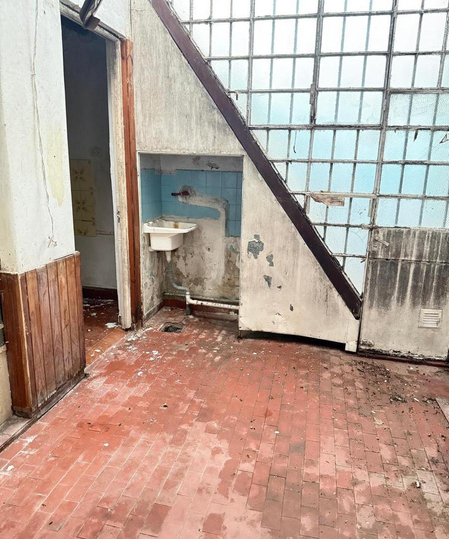 Foto de VENTA - Casa al frente a reciclar - Echesortu, Rosario., imagen 3