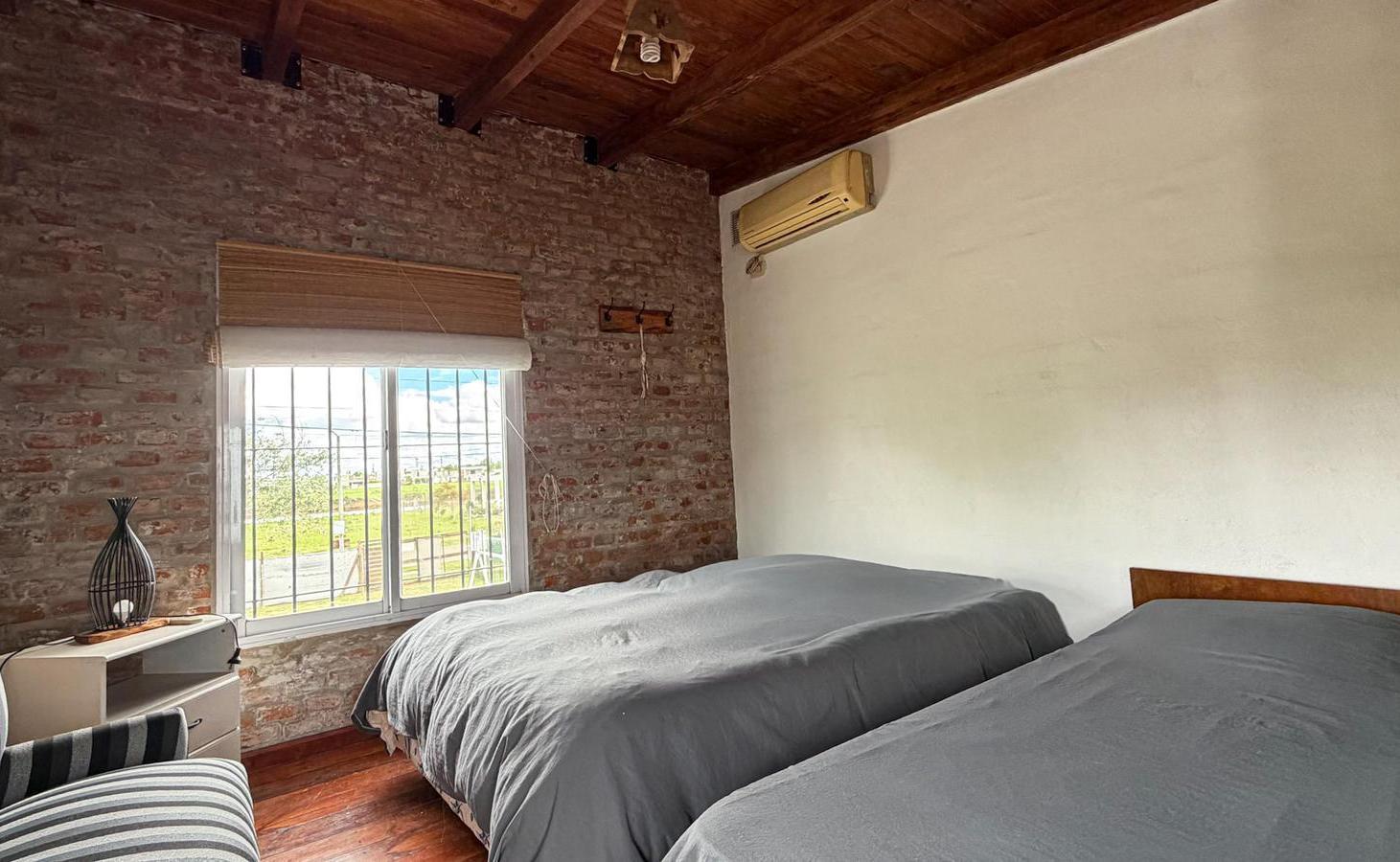 Foto de VENTA/PERMUTA - Casa de 1 dormitorio, quincho, pileta, Tierra de Sueños, imagen 4