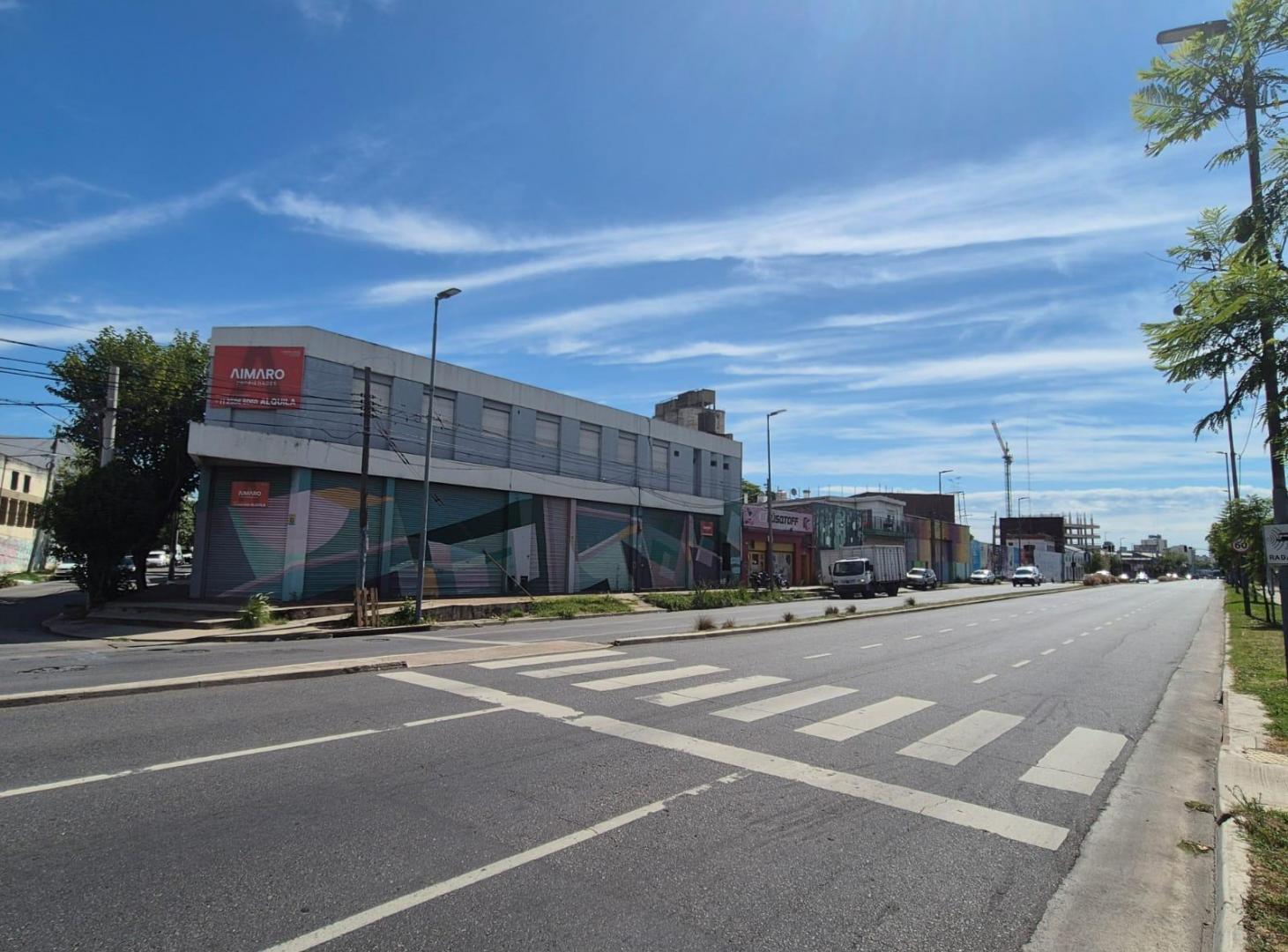 Foto de Alquiler Local Comercial sobre Av.25 de Mayo, a 500 mts de Av Gral Paz, imagen 4